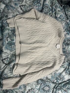 Cozy Cropped Cream Cable Knit Women’s Sweater